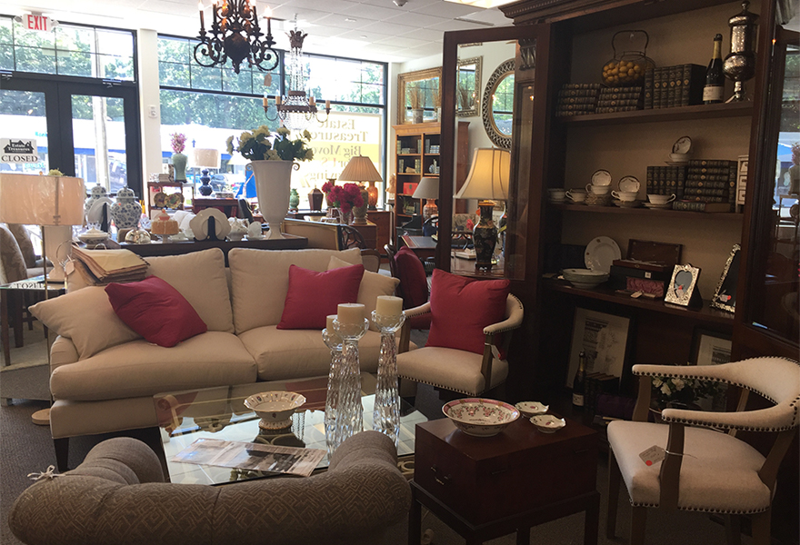 Estate Treasures Of Greenwich Consignment Store In Greenwich Ct