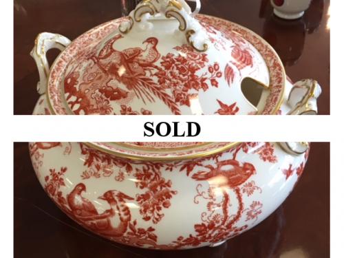 ROYAL CROWN DERBY SOUP TUREEN RED AVES $195
