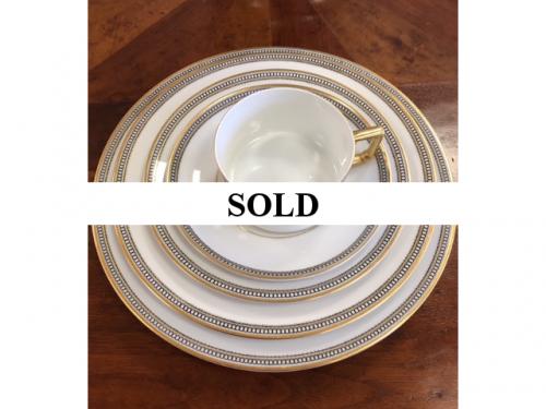 SERVICE FOR 10 PLUS SERVE PIECES HEINRICH & CO. SELB BAVARIA 7 PC PLACE SETTING $595