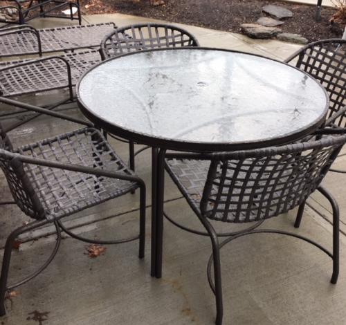 42" ROUND BROWN JORDAN KANTAN COLLECTION BRONZE TABLE W/ 4 CHAIRS RESTORED $695