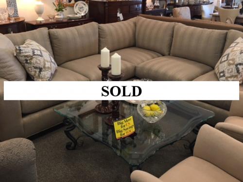 NEW LEE INDUSTRIES BEIGE/GRAY SECTIONAL SOFA RETAIL-$7050 NOW-$2716