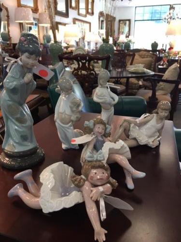 COLLECTION OF LLADRO & NAO FIGURINES $27 - $60