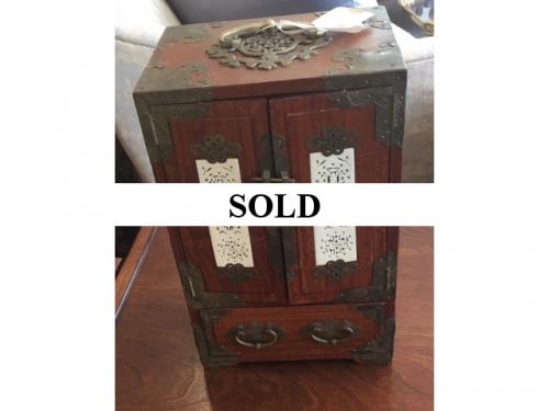 CHINESE JEWELRY BOX 12.5"H X 8"W X 6"D $99