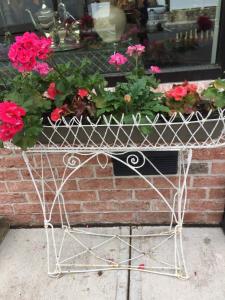 ENGLISH ANTIQUE PLANT STAND $295